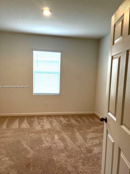 最近租的: $2,600 (4 贝兹, 2 浴室, 1934 平方英尺)