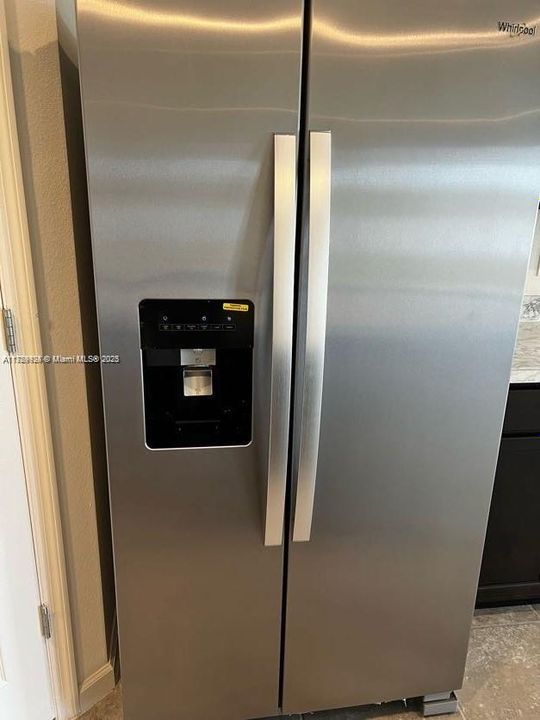 最近租的: $2,600 (4 贝兹, 2 浴室, 1934 平方英尺)