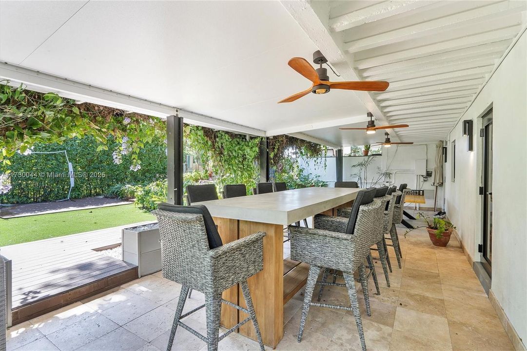 For Sale: $3,950,000 (5 beds, 5 baths, 3193 Square Feet)