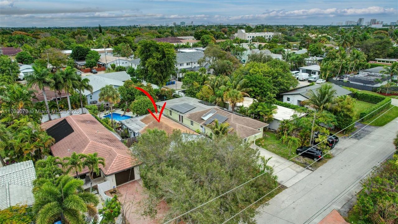 For Sale: $730,000 (3 beds, 2 baths, 1360 Square Feet)