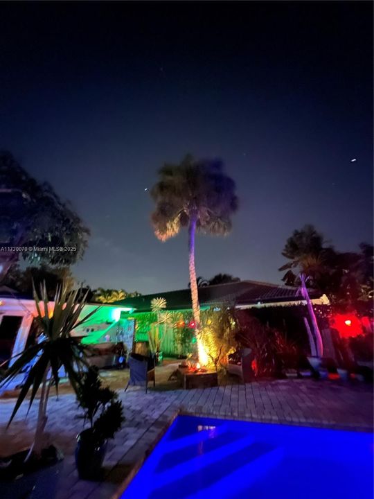 For Sale: $730,000 (3 beds, 2 baths, 1360 Square Feet)