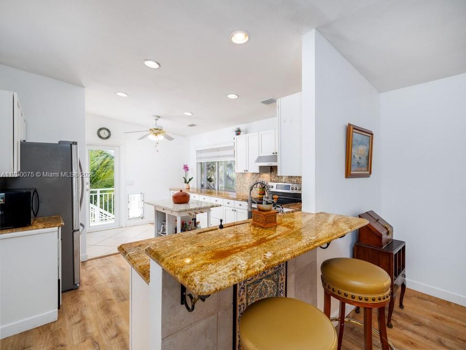 Recently Sold: $1,290,000 (3 beds, 3 baths, 2168 Square Feet)