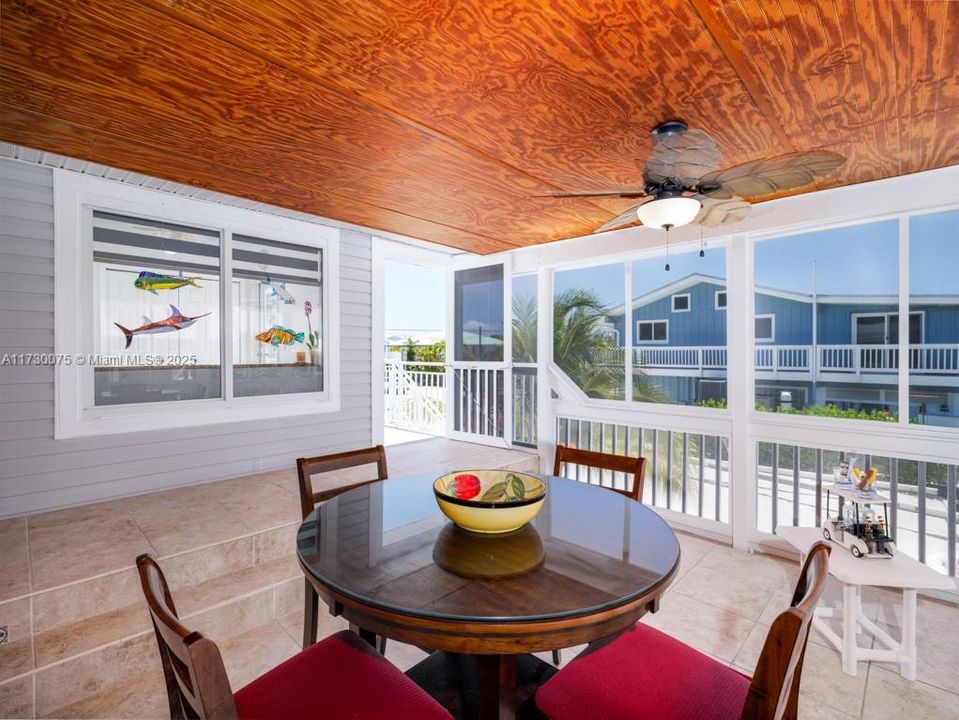 Recently Sold: $1,290,000 (3 beds, 3 baths, 2168 Square Feet)