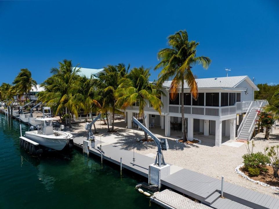 Recently Sold: $1,290,000 (3 beds, 3 baths, 2168 Square Feet)