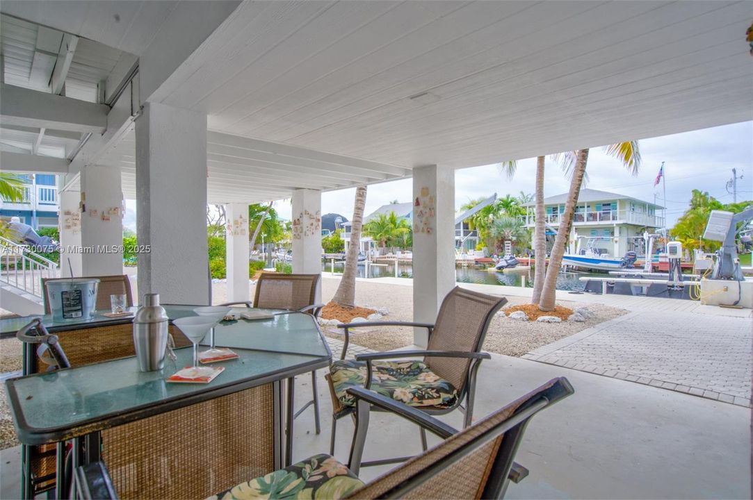 Recently Sold: $1,290,000 (3 beds, 3 baths, 2168 Square Feet)