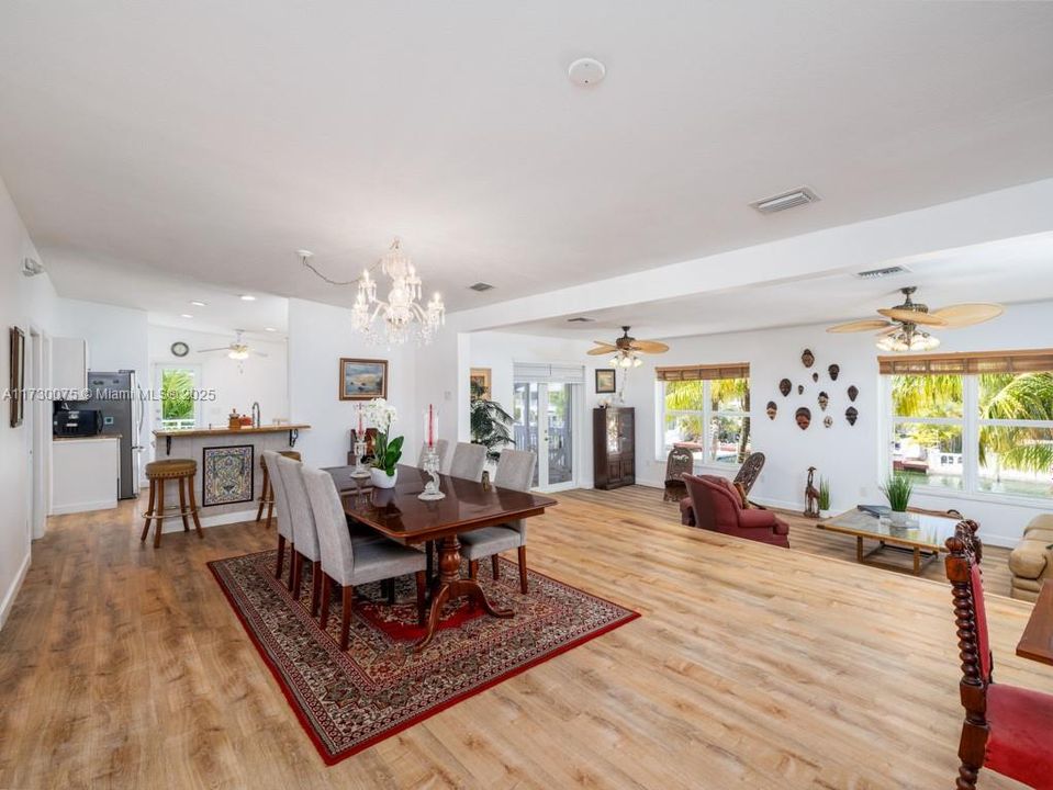 Recently Sold: $1,290,000 (3 beds, 3 baths, 2168 Square Feet)