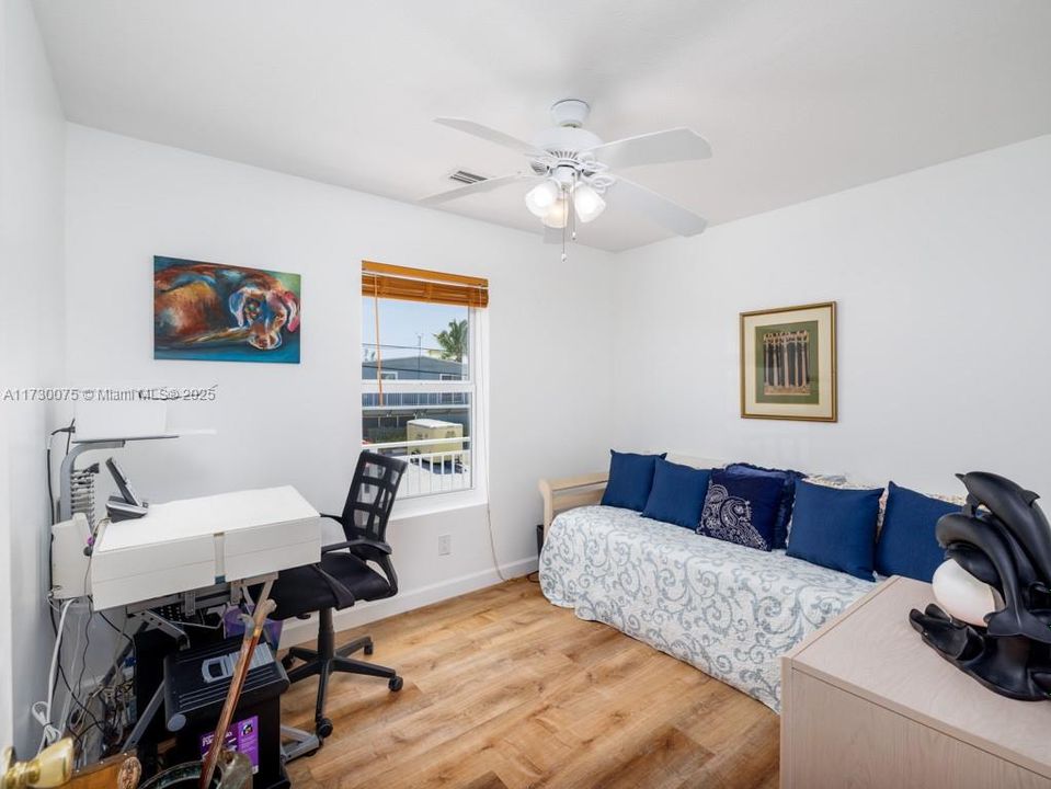 Recently Sold: $1,290,000 (3 beds, 3 baths, 2168 Square Feet)