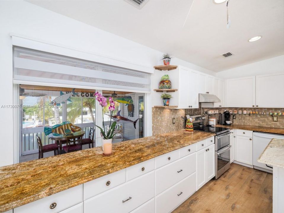 Recently Sold: $1,290,000 (3 beds, 3 baths, 2168 Square Feet)