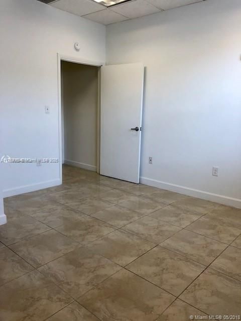 Недавно арендовано: $1,800 (0 спален, 1 ванн, 650 Квадратных фут)