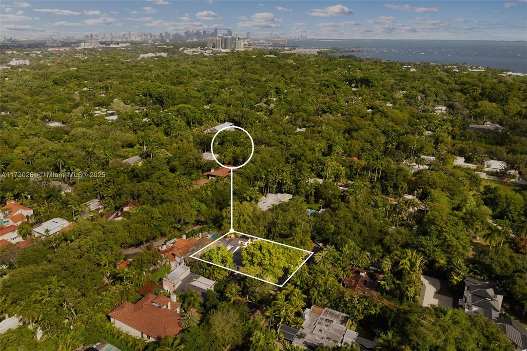 Vendido Recientemente: $4,295,000 (4 camas, 3 baños, 3879 Pies cuadrados)