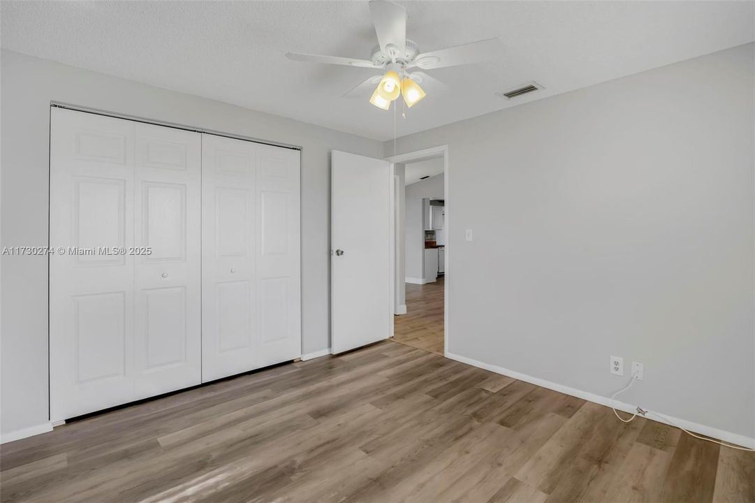 Recently Sold: $520,000 (3 beds, 2 baths, 1576 Square Feet)