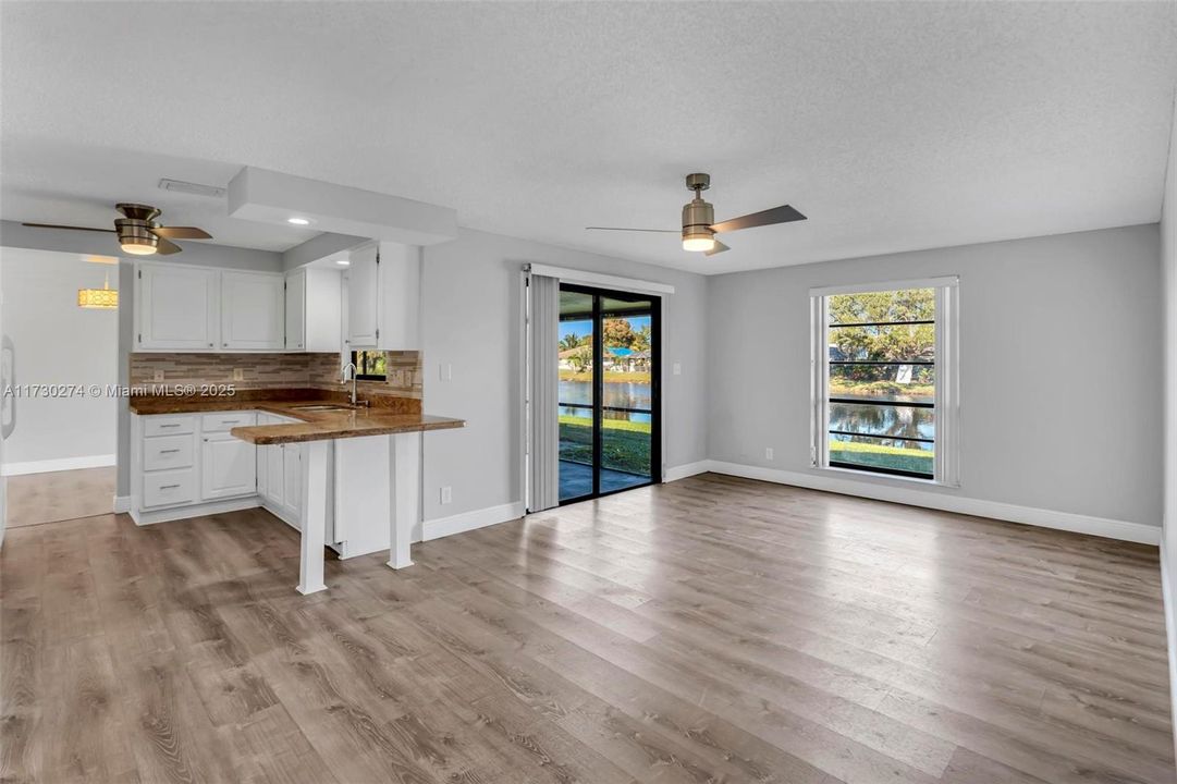 Recently Sold: $520,000 (3 beds, 2 baths, 1576 Square Feet)