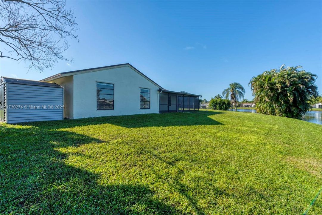 Recently Sold: $520,000 (3 beds, 2 baths, 1576 Square Feet)