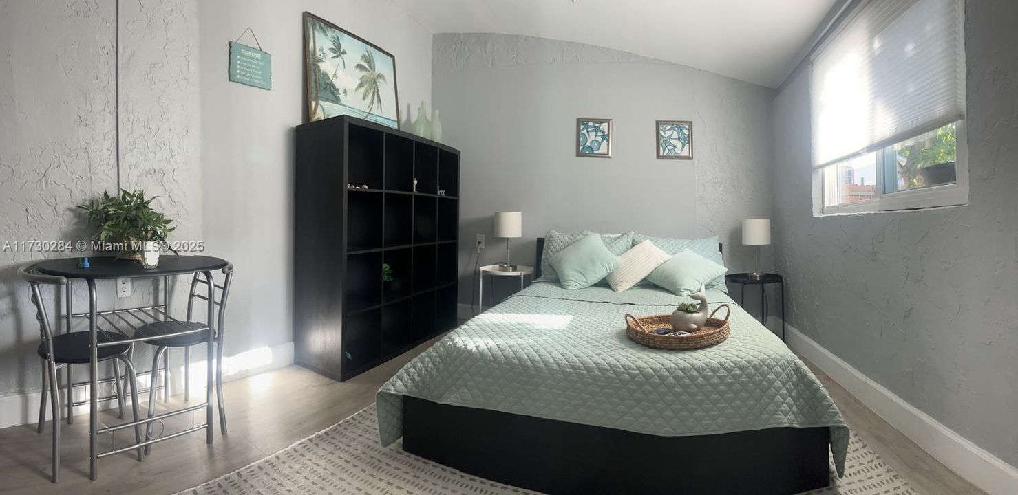 Recently Rented: $1,200 (1 beds, 1 baths, 0 Square Feet)