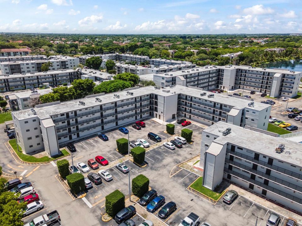 Recently Rented: $2,200 (2 beds, 2 baths, 1135 Square Feet)