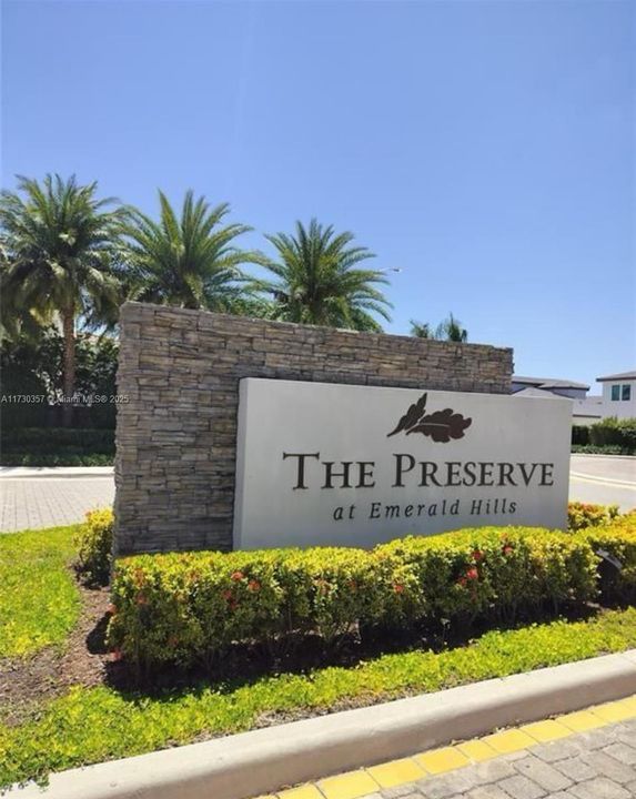 For Sale: $2,767,000 (5 beds, 5 baths, 3897 Square Feet)