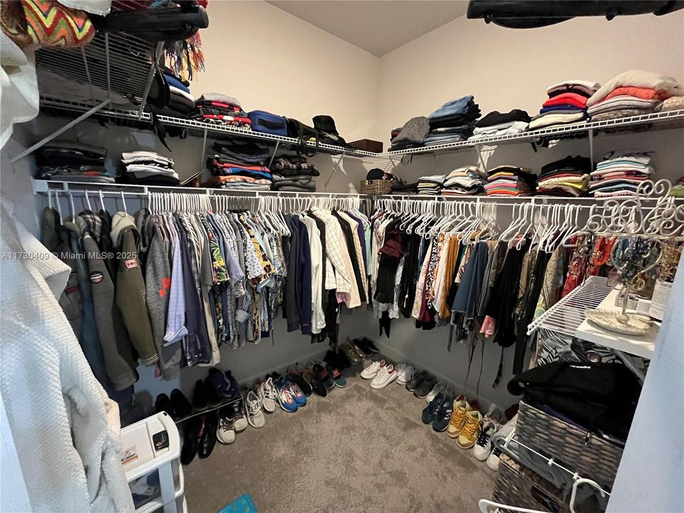 Active With Contract: $385,000 (3 beds, 2 baths, 0 Square Feet)