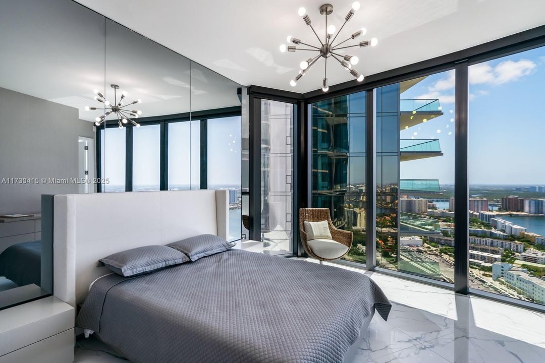 En Venta: $6,250,000 (3 camas, 4 baños, 3130 Pies cuadrados)