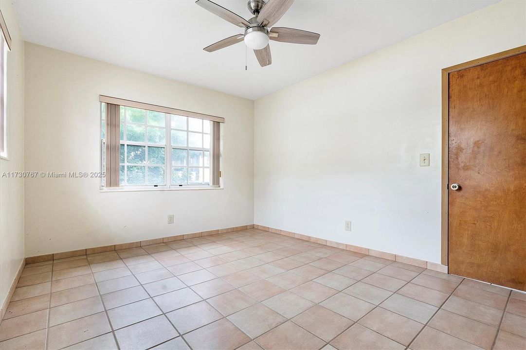 For Sale: $1,499,000 (3 beds, 2 baths, 1682 Square Feet)