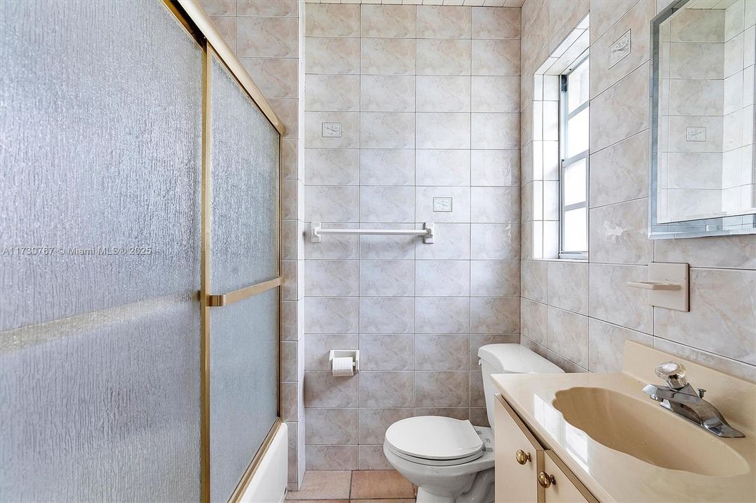 For Sale: $1,499,000 (3 beds, 2 baths, 1682 Square Feet)