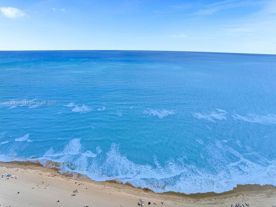 待售: $2,950,000 (3 贝兹, 3 浴室, 1933 平方英尺)