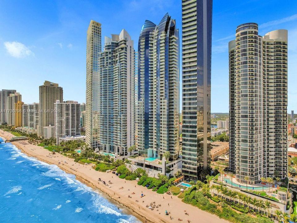 待售: $2,950,000 (3 贝兹, 3 浴室, 1933 平方英尺)