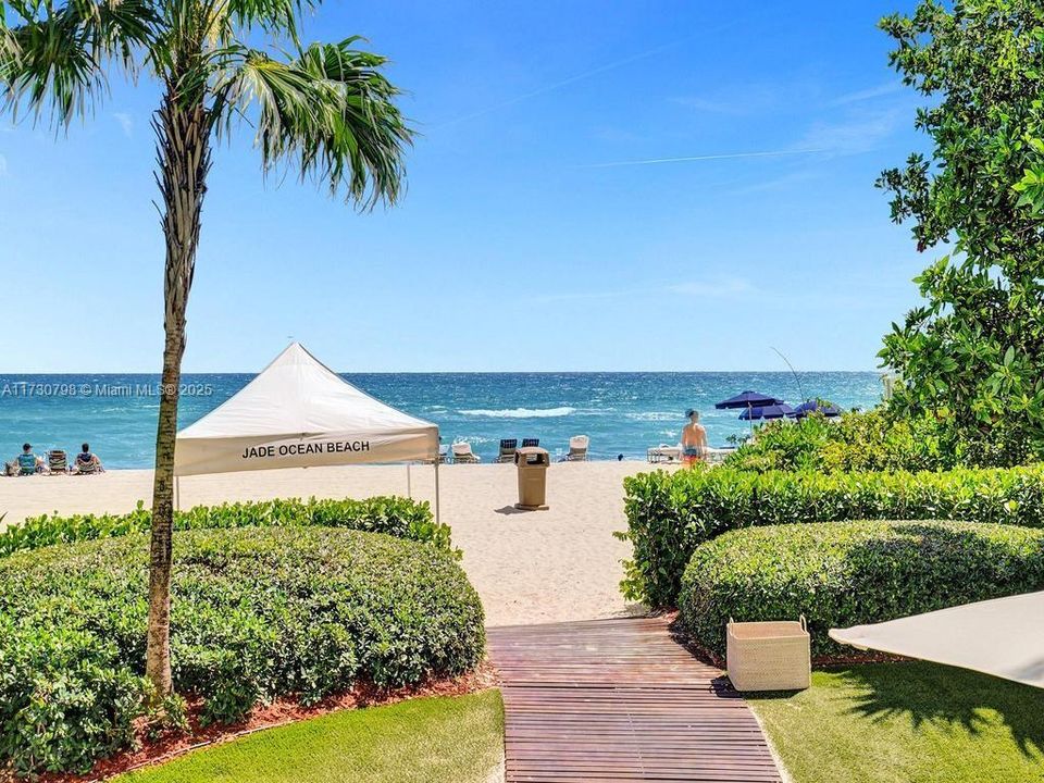 待售: $2,950,000 (3 贝兹, 3 浴室, 1933 平方英尺)