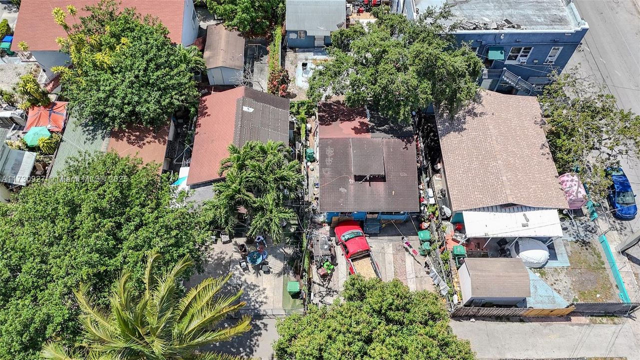 Recently Sold: $270,000 (2 beds, 1 baths, 802 Square Feet)