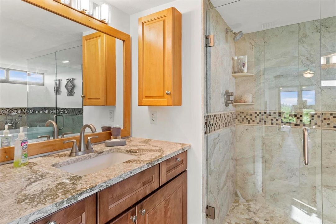 For Rent: $9,500 (3 beds, 2 baths, 1602 Square Feet)