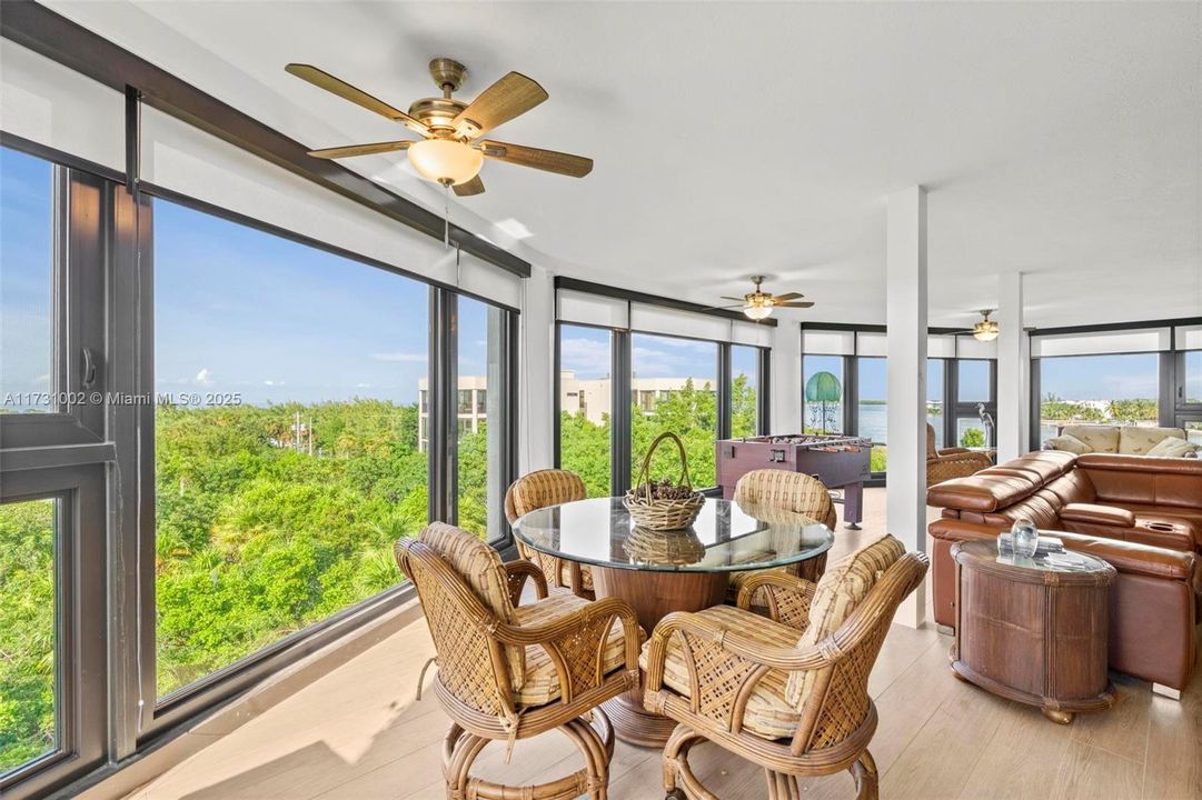 For Rent: $9,500 (3 beds, 2 baths, 1602 Square Feet)