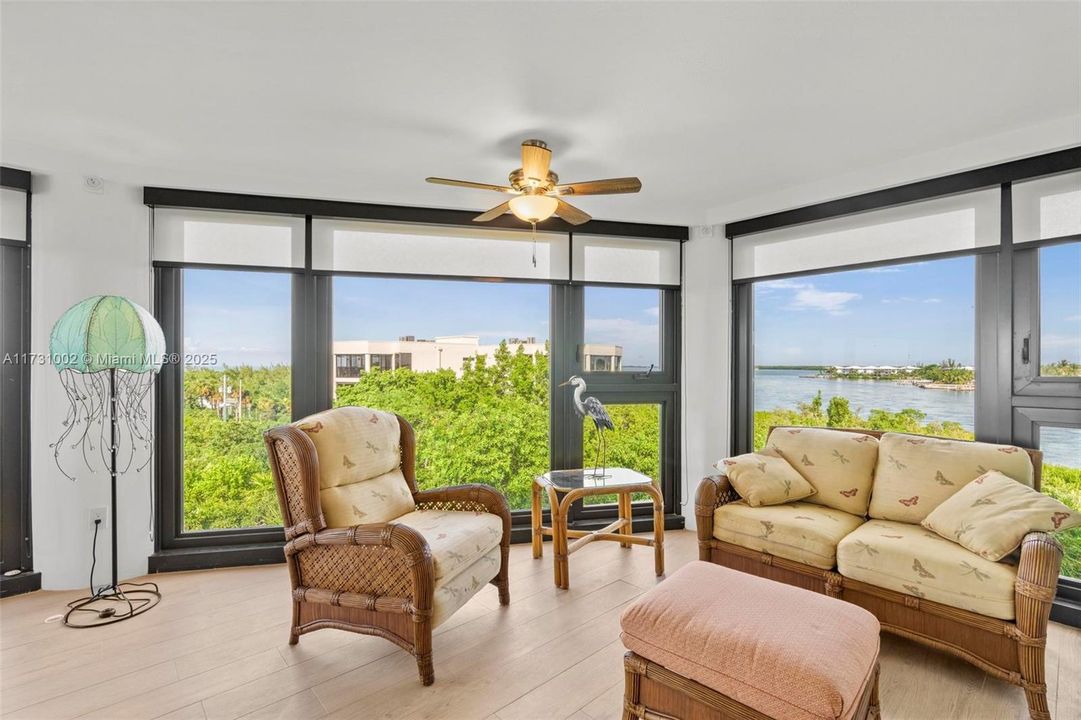 For Rent: $9,500 (3 beds, 2 baths, 1602 Square Feet)