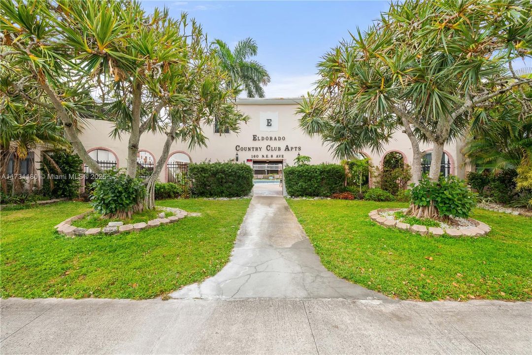 待售: $150,000 (1 贝兹, 1 浴室, 650 平方英尺)