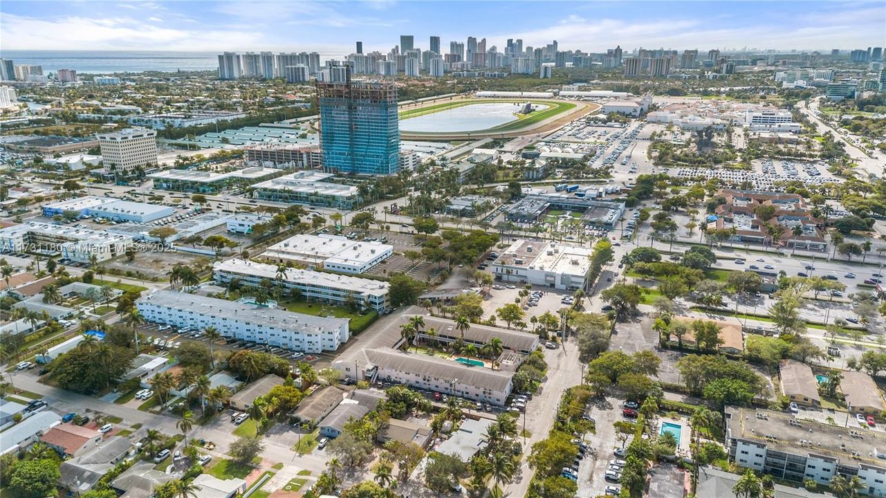 待售: $150,000 (1 贝兹, 1 浴室, 650 平方英尺)