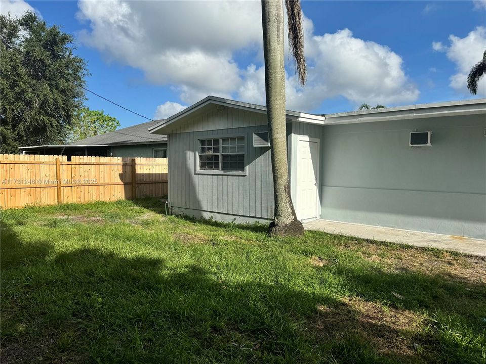 For Sale: $799,900 (0 beds, 0 baths, 2904 Square Feet)