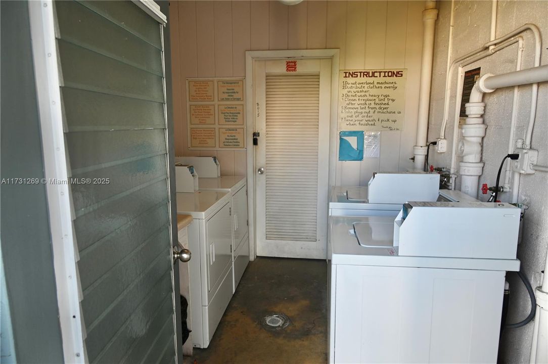 最近售出: $75,000 (1 贝兹, 1 浴室, 620 平方英尺)