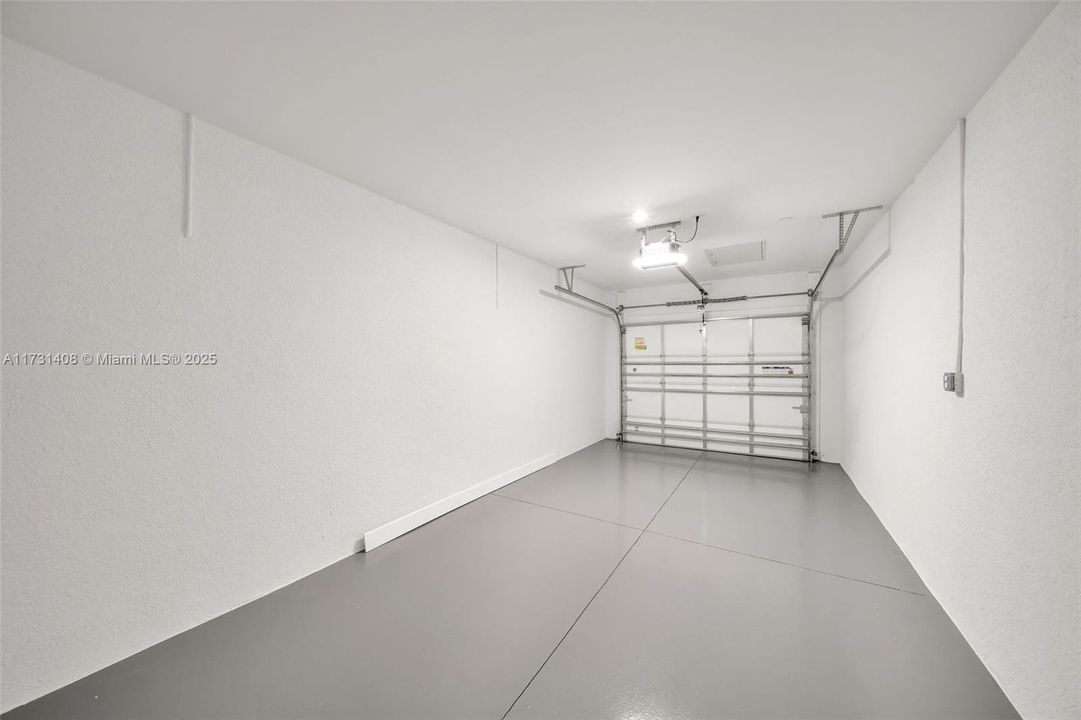 Recently Rented: $3,000 (2 beds, 2 baths, 0 Square Feet)