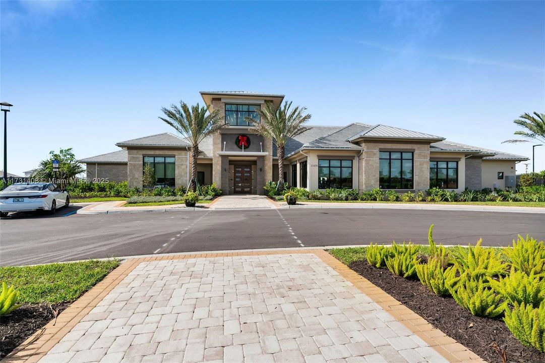 Recently Rented: $3,000 (2 beds, 2 baths, 0 Square Feet)