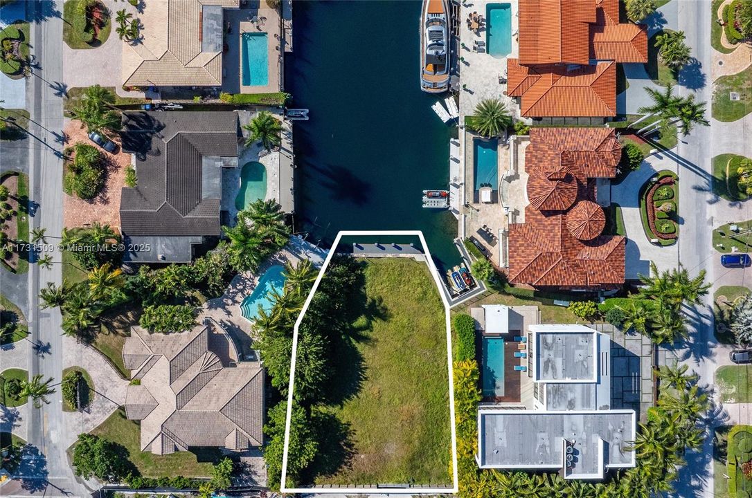 待售: $2,500,000 (11,399.00 acres)