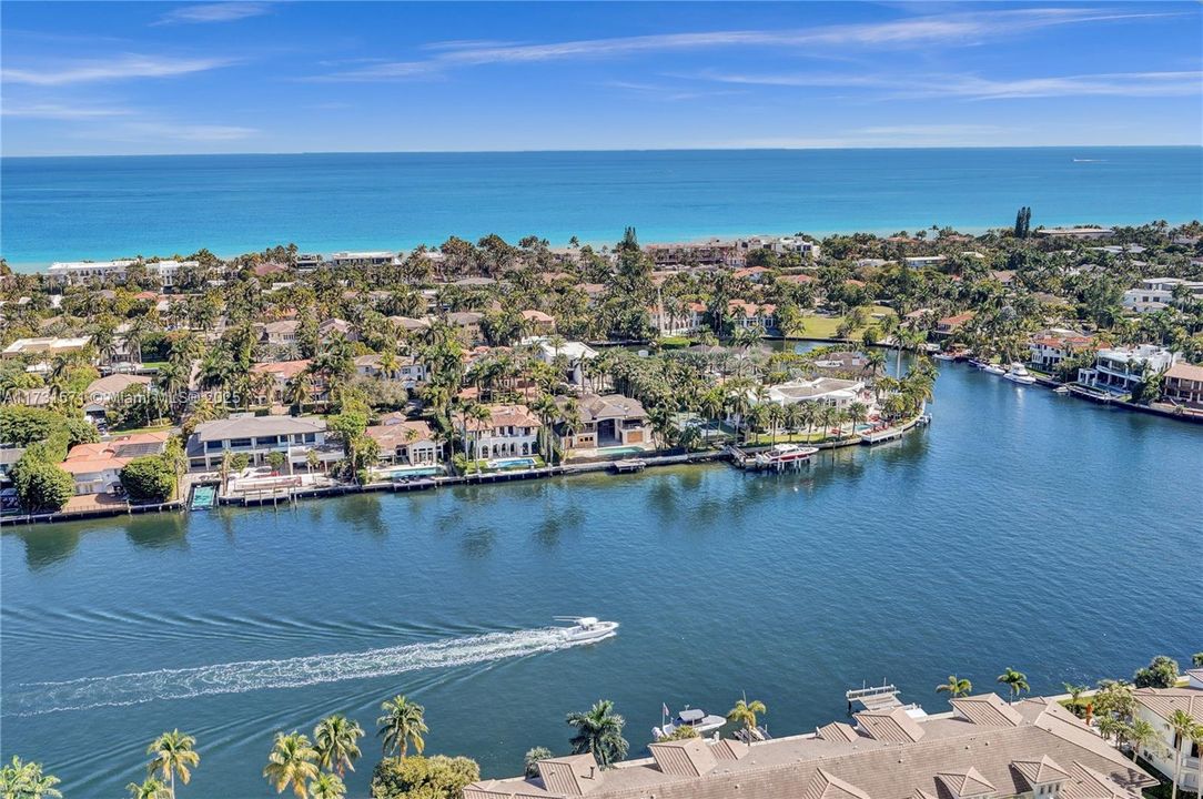 Recently Sold: $1,295,000 (3 beds, 3 baths, 2750 Square Feet)