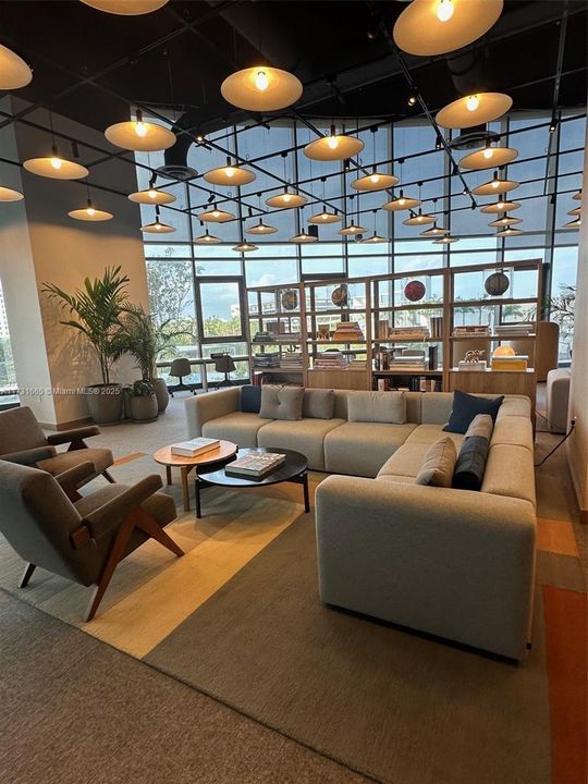 На продажу: $1,425,000 (1 спален, 1 ванн, 0 Квадратных фут)