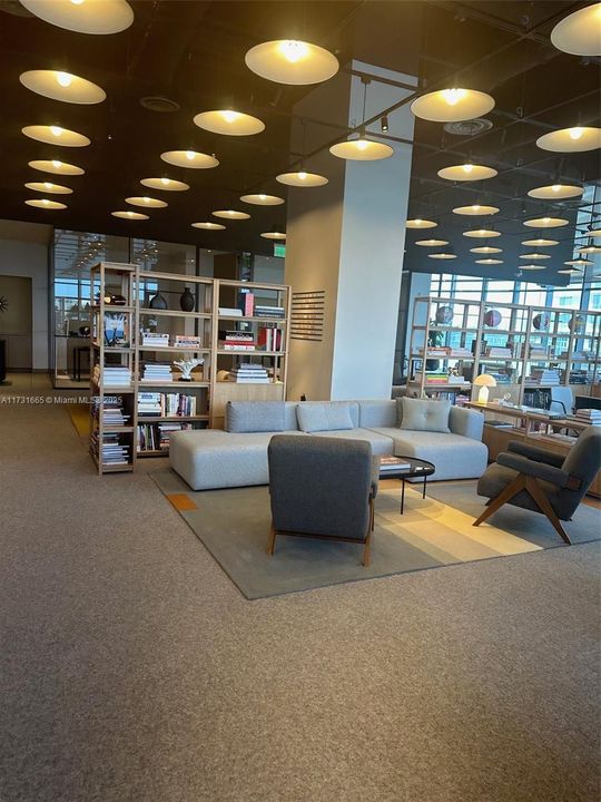 На продажу: $1,425,000 (1 спален, 1 ванн, 0 Квадратных фут)