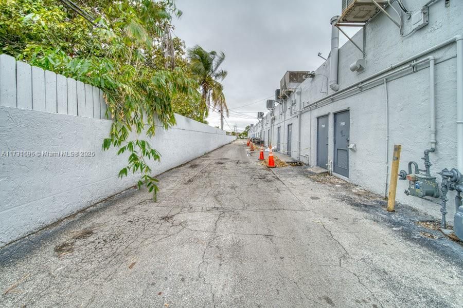 最近售出: $75,000 (0 贝兹, 0 浴室, 0 平方英尺)