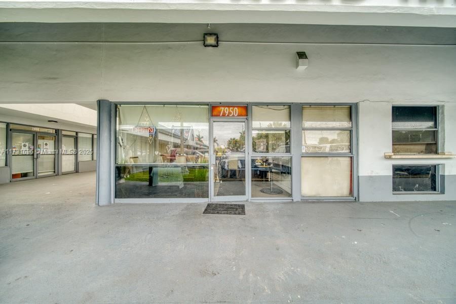 最近售出: $75,000 (0 贝兹, 0 浴室, 0 平方英尺)