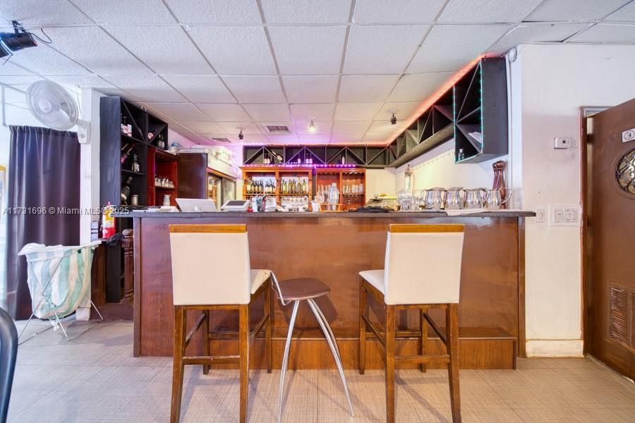 最近售出: $75,000 (0 贝兹, 0 浴室, 0 平方英尺)