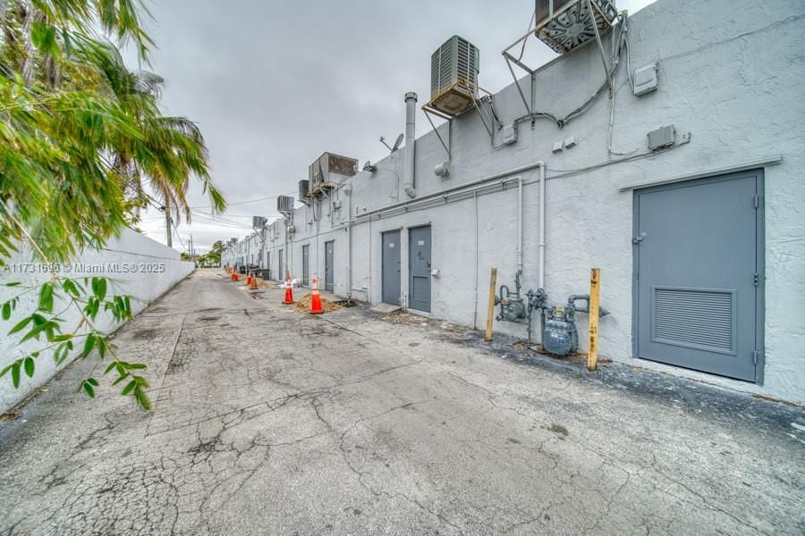 最近售出: $75,000 (0 贝兹, 0 浴室, 0 平方英尺)