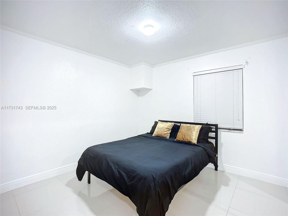 Active With Contract: $689,000 (3 beds, 2 baths, 1662 Square Feet)