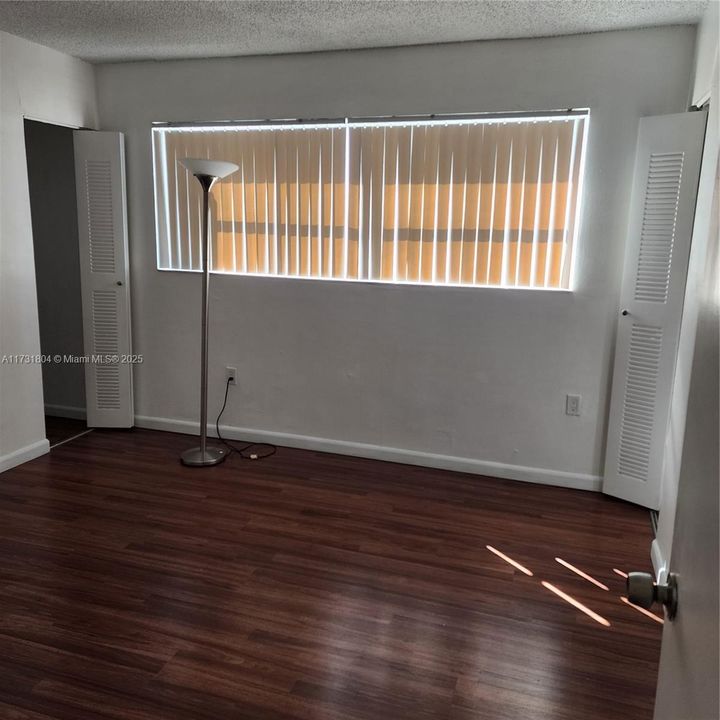 Recently Rented: $2,500 (2 beds, 2 baths, 1415 Square Feet)