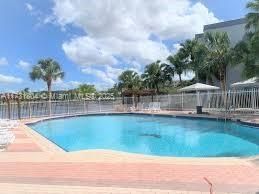 Recently Rented: $2,500 (2 beds, 2 baths, 1415 Square Feet)