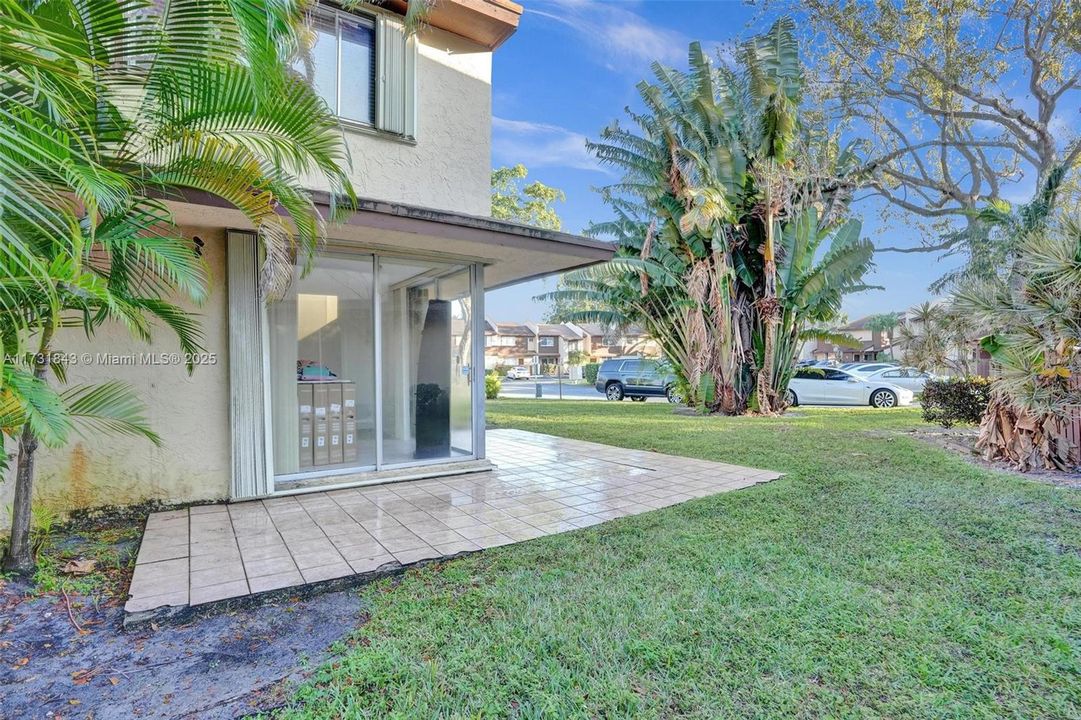 На продажу: $345,000 (3 спален, 2 ванн, 1612 Квадратных фут)