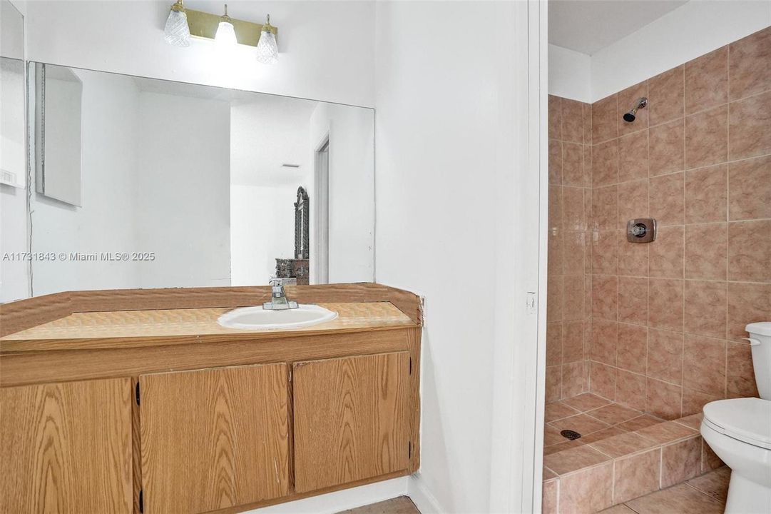 На продажу: $345,000 (3 спален, 2 ванн, 1612 Квадратных фут)